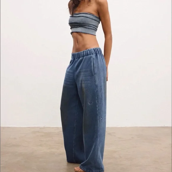 Blue Wide-Leg Jeans